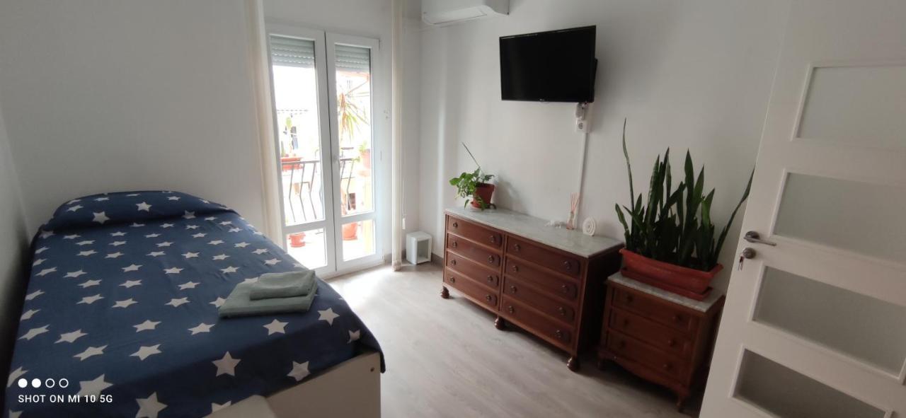 Dormitorios Piso 간디아 외부 사진